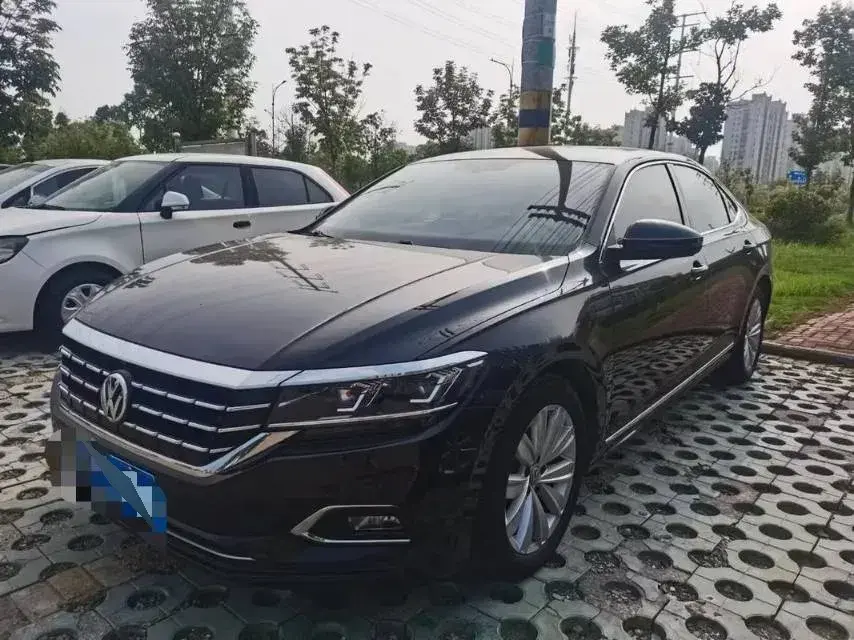 2021 Volkswagen Passat 2.0T 186HP L4 7DCT 2021 Volkswagen Passat 2.0T 186HP L4 7DCT