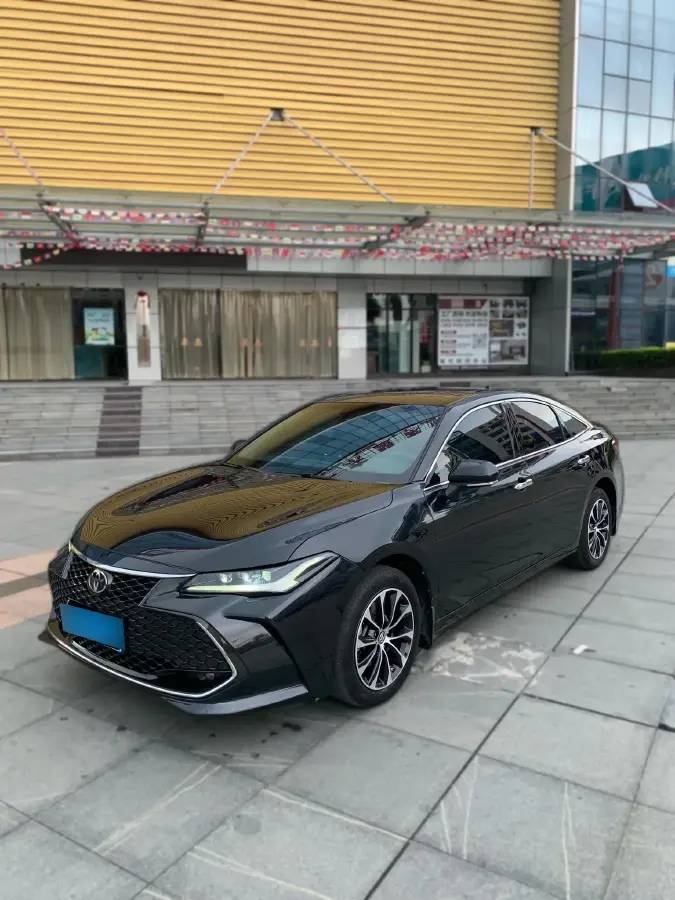 2022 Toyota Avalon 2.5L 209HP L4 8AT