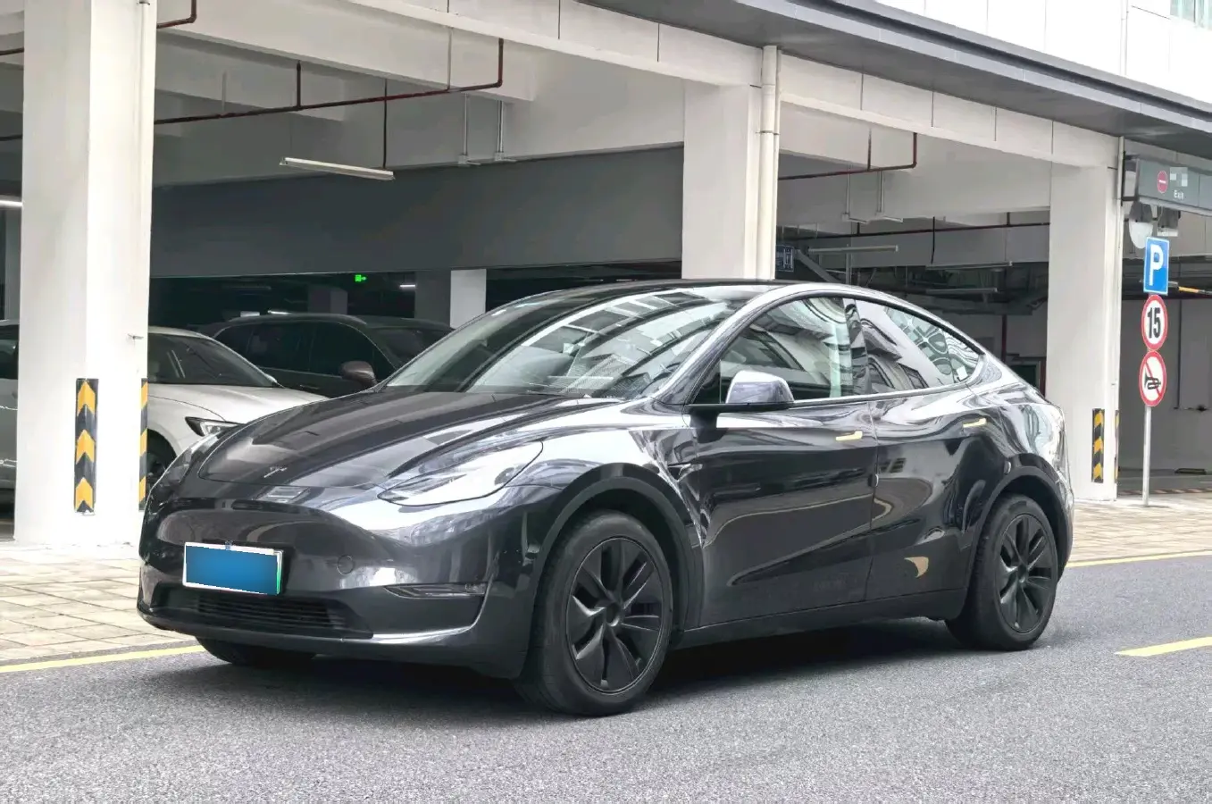 2024 Tesla Model Y BEV 78.4KWH