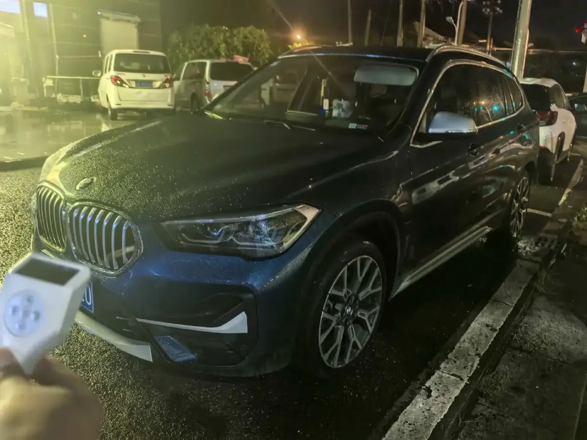 2022 BMW X1 2.0T 192HP L4 8AT