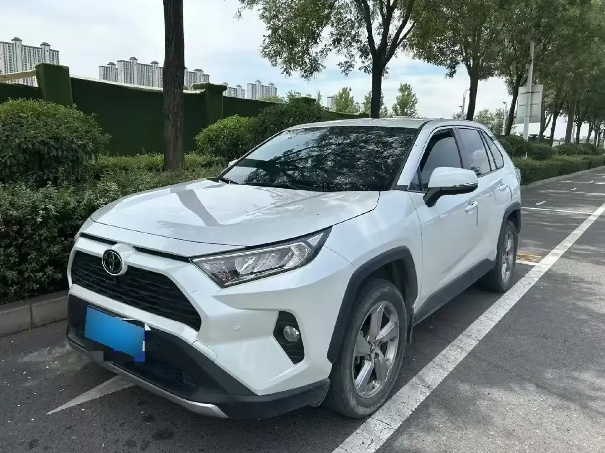 2022 Toyota RAV4 2.0L 171HP L4 CVT