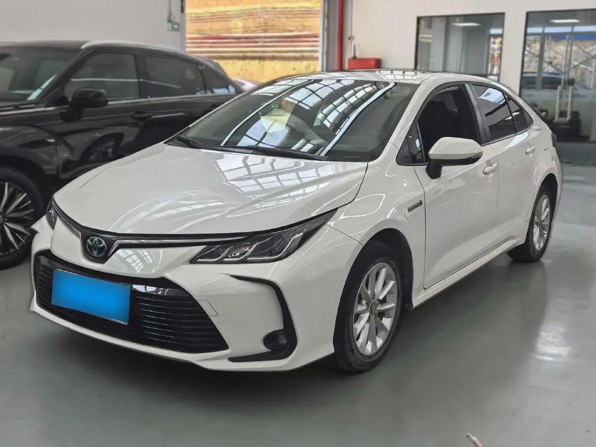 2021 Toyota Corolla 1.8L 98HP L4 E-CVT Hybrid