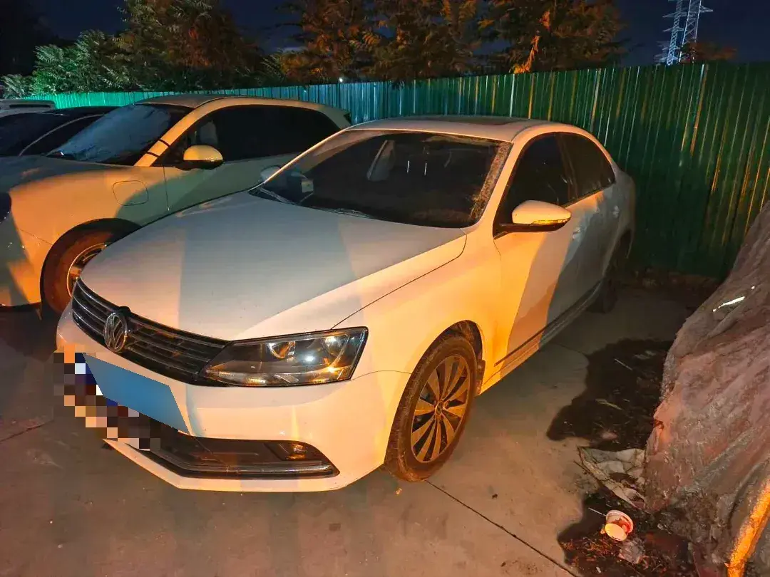 2018 Volkswagen Sagitar 1.6L 110HP L4 6AT