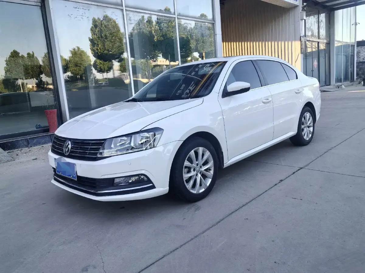2017 Volkswagen Lavida 1.6L 110HP L4 6AT