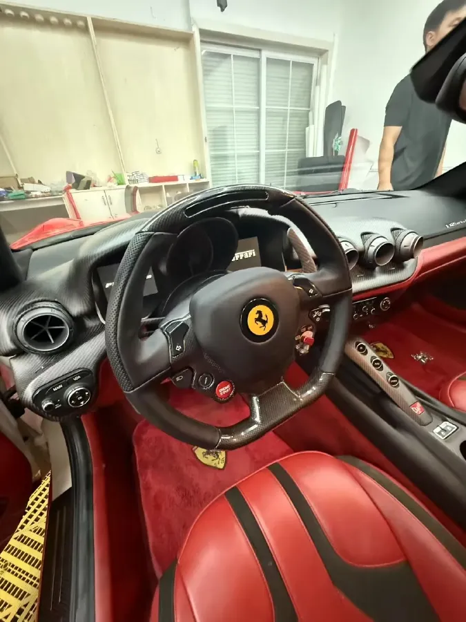 2013 Ferrari F12 berlinetta 6.3L 741HP V12 7DCT,autocango,china used car exporter,china ev exporter,chinese used car exporter,chinese used ev exporter