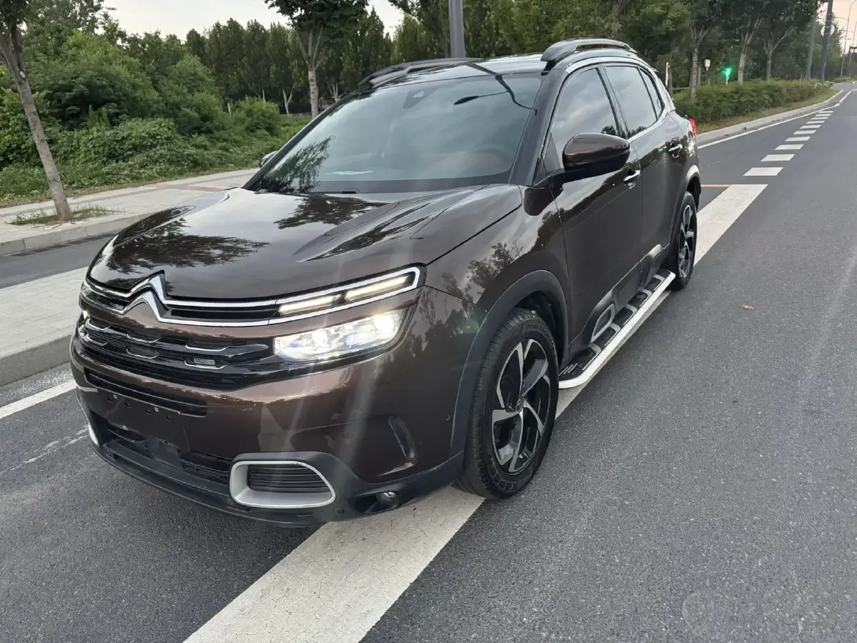 2019 Citroen C5 Aircross 1.8T 204HP L4 6AT