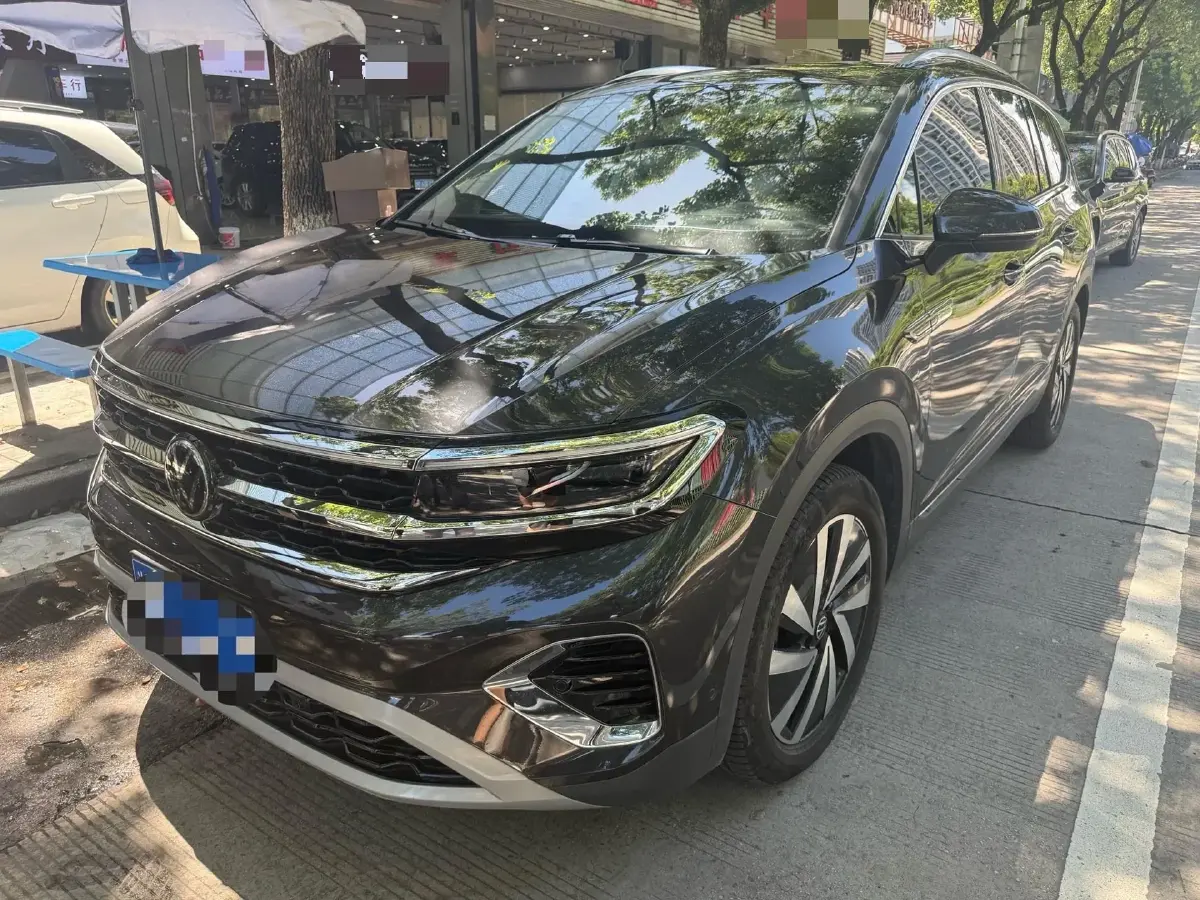 2021 Volkswagen Talagon 2.0T 220HP L4 7DCT