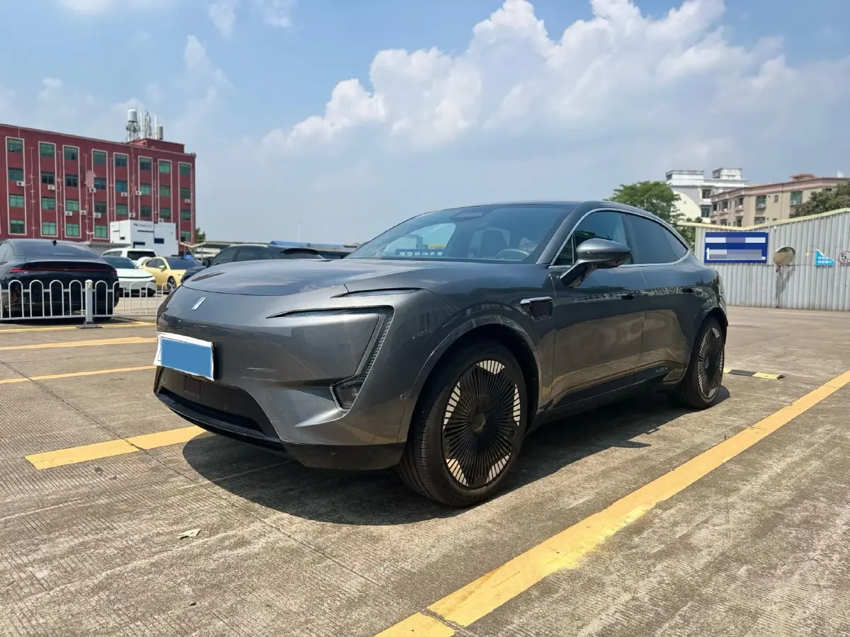 2023 Avatr 11 BEV 90KWH