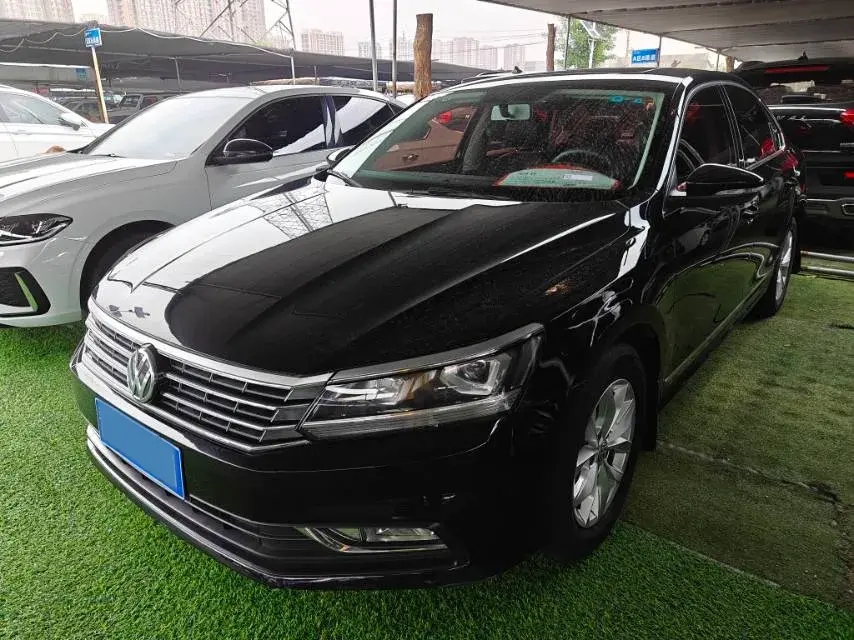 2015 Volkswagen Passat 1.8T 160HP L4 6AT