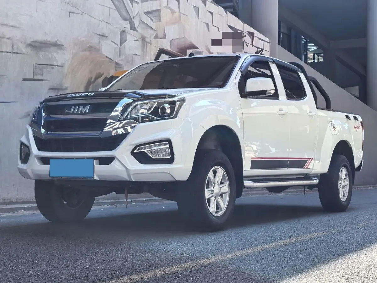 2022 Isuzu Jim 2.8T 120HP L4 5MT