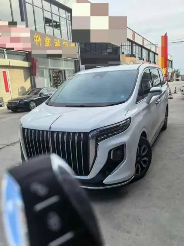2023 HongQi HQ9 2.0T 252HP L4 8AT
