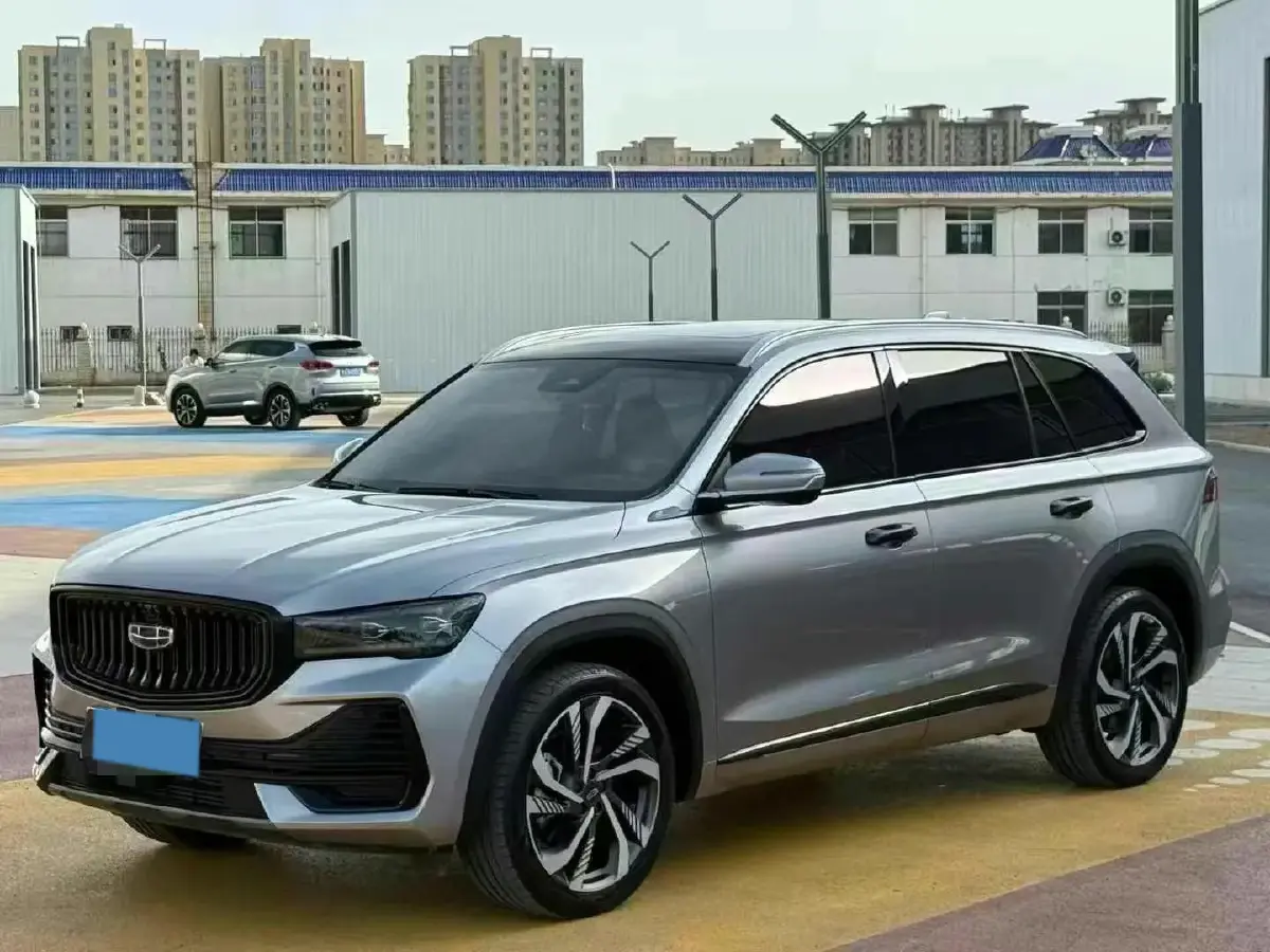 2023 Geely Monjaro 2.0T 238HP L4 8AT