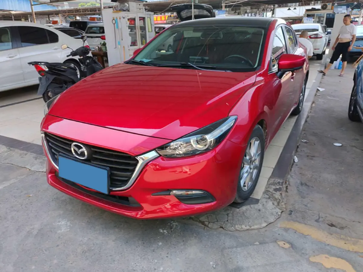 2017 Mazda 3 Axela 1.5L 117HP L4 6AT
