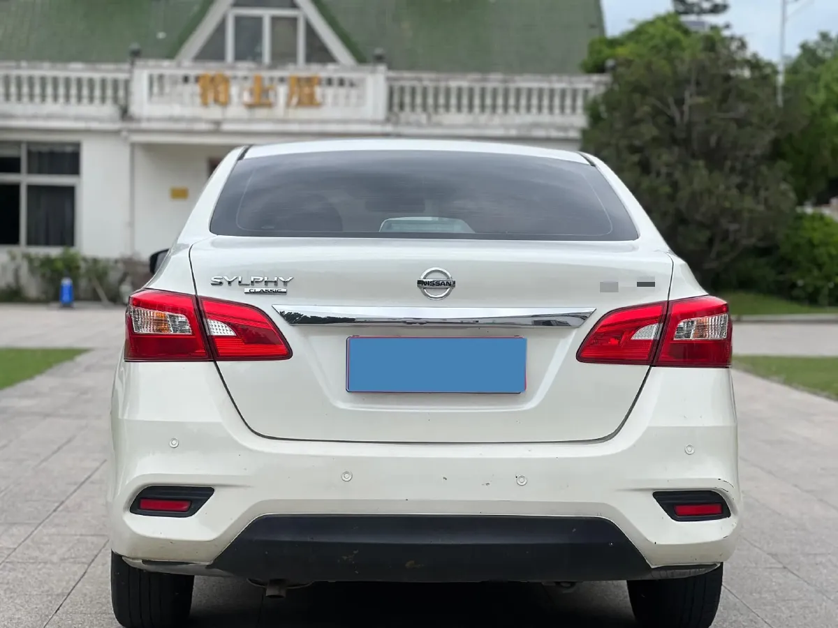 2022 Nissan Sylphy 1.6L 122HP L4 5MT,autocango,china used car exporter,china ev exporter,chinese used car exporter,chinese used ev exporter