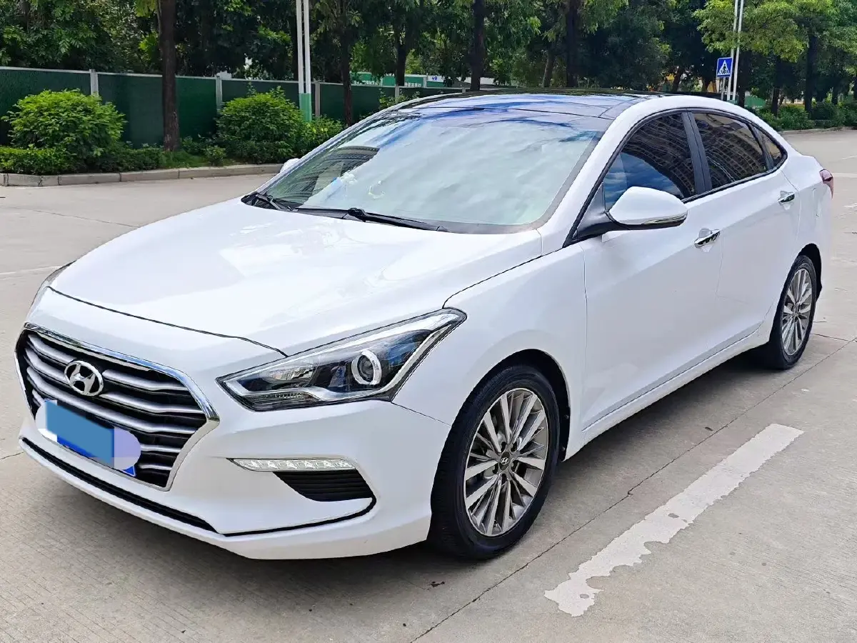 2017 Hyundai Mistra 1.8L 143HP L4 6AT