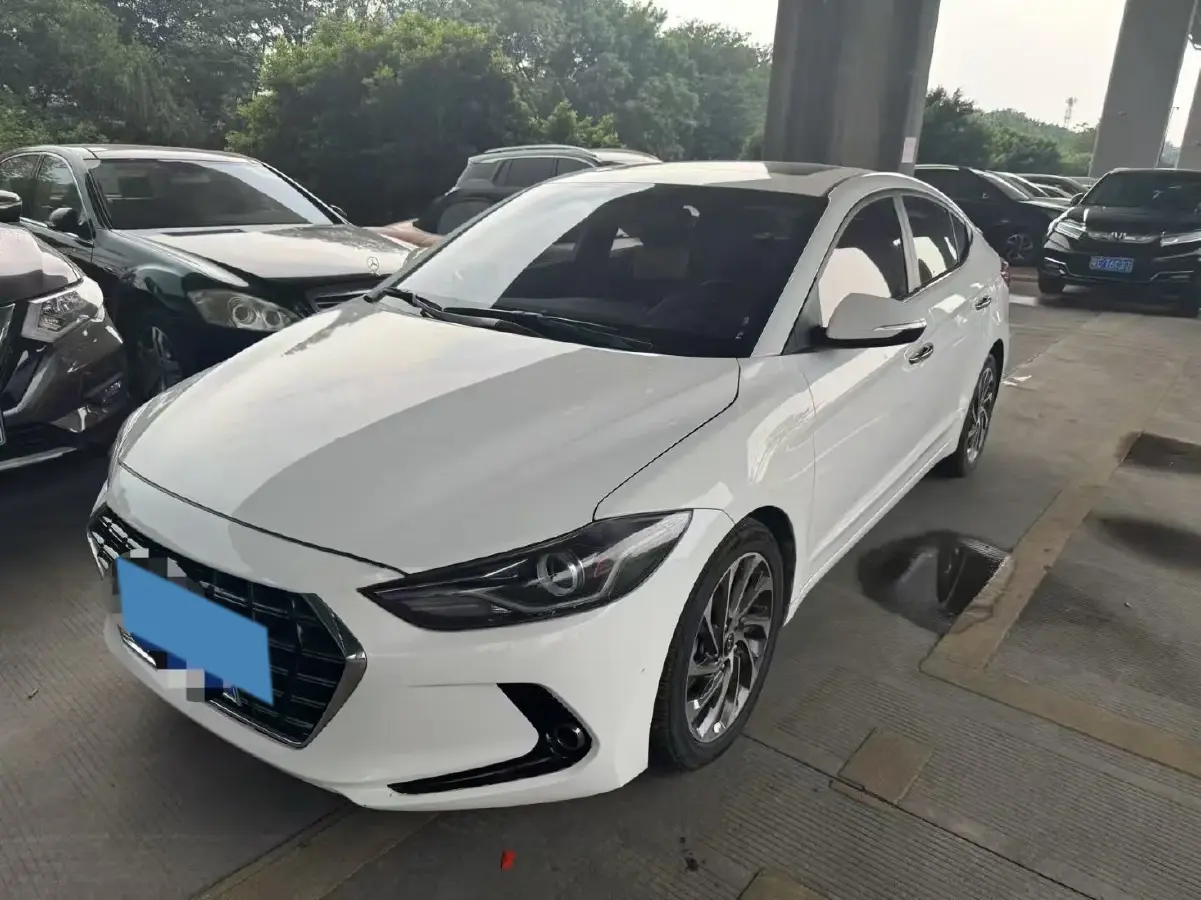 2020 Hyundai Elantra 1.4T 130HP L4 7DCT