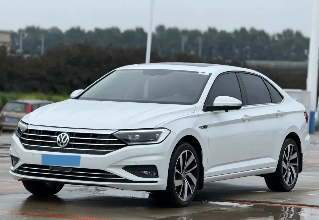 2021 Volkswagen Sagitar 1.4T 150HP L4 7DCT