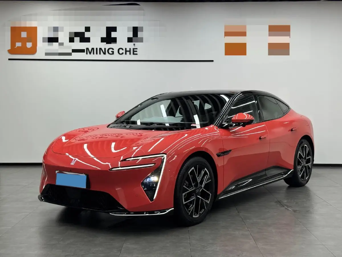 2025 Avatr 06 REEV 156HP REEV