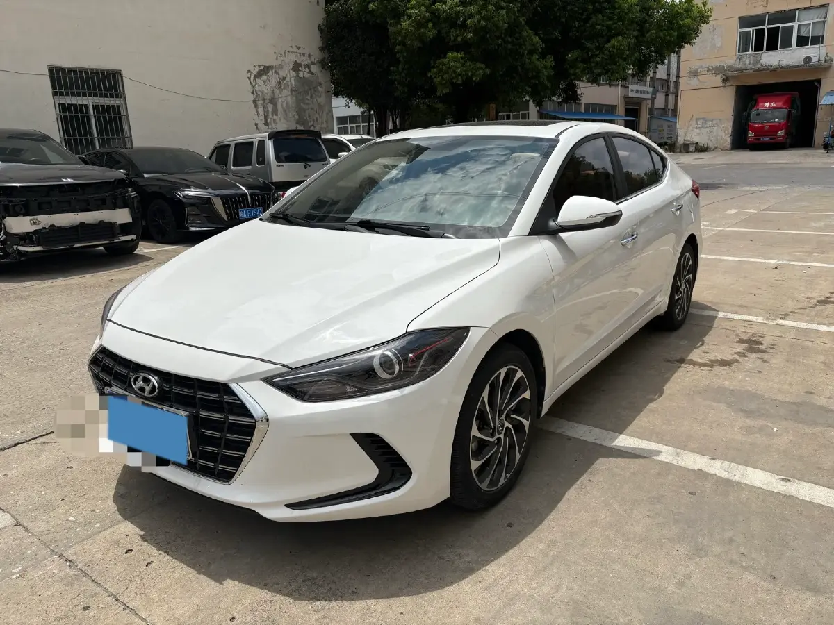 2020 Hyundai Elantra 1.5L 115HP L4 CVT