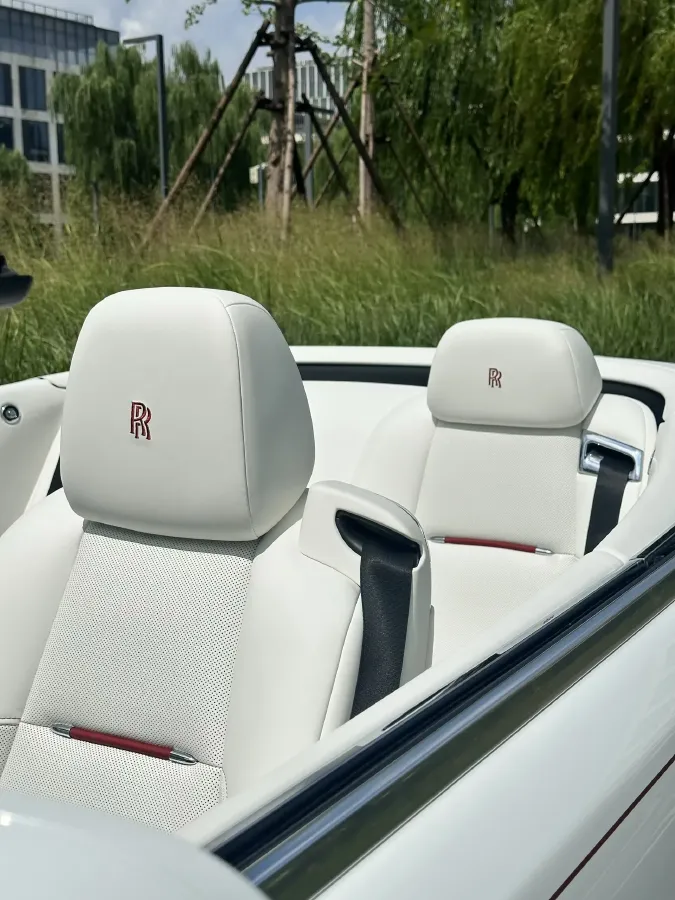 2018 Rolls-Royce Dawn 6.6T 571HP V12 8AT,autocango,china used car exporter,china ev exporter,chinese used car exporter,chinese used ev exporter