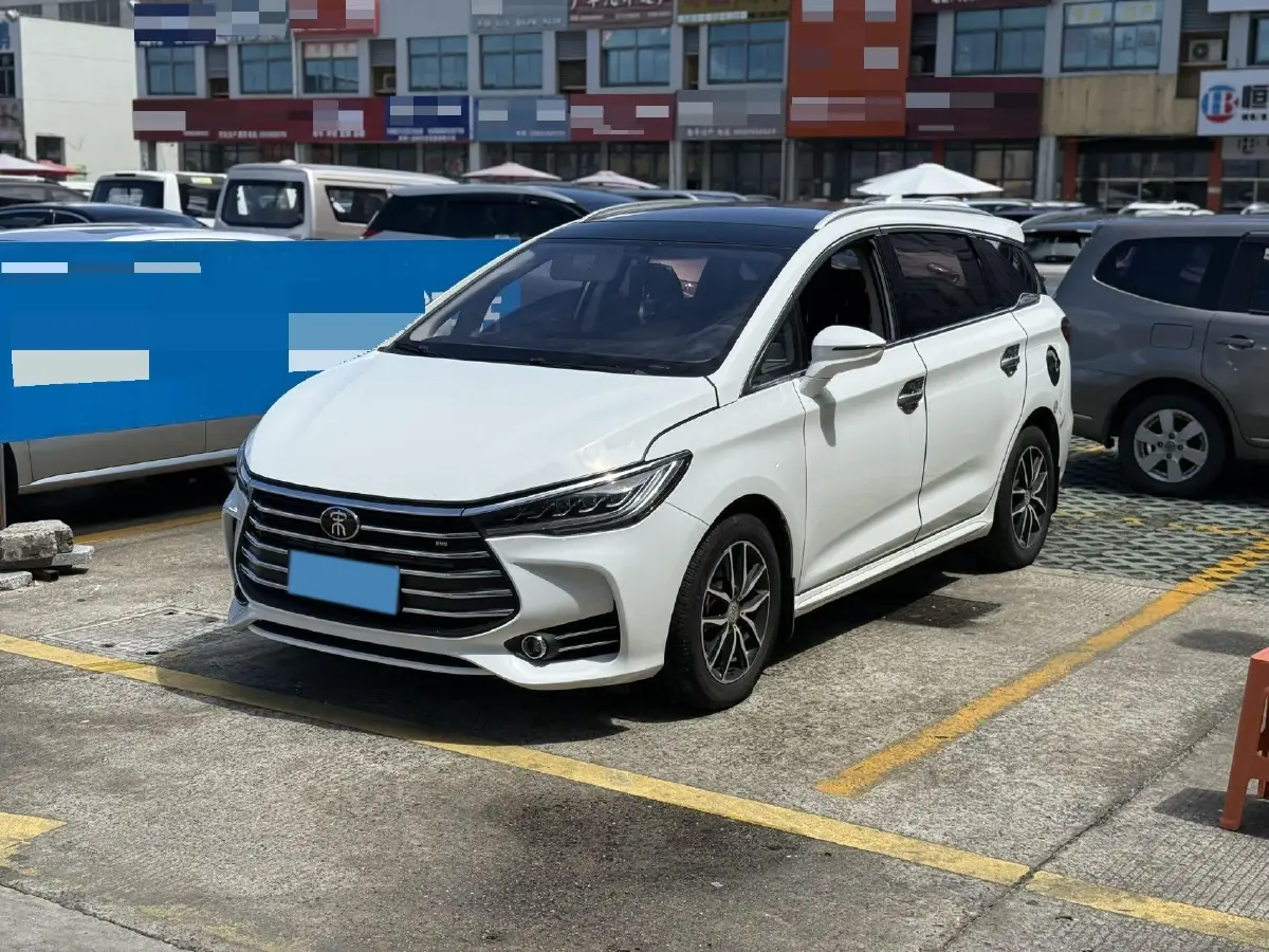 2018 BYD Song MAX 1.5T 154HP L4 6DCT 2018 BYD Song MAX 1.5T 154HP L4 6DCT