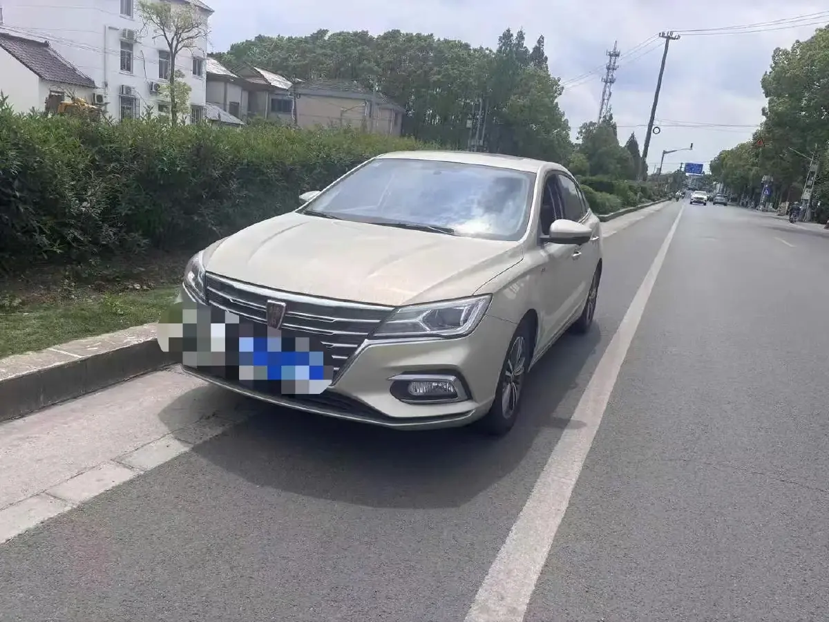 2017 Roewe i6 1.0T 125HP L3 2AT PHEV