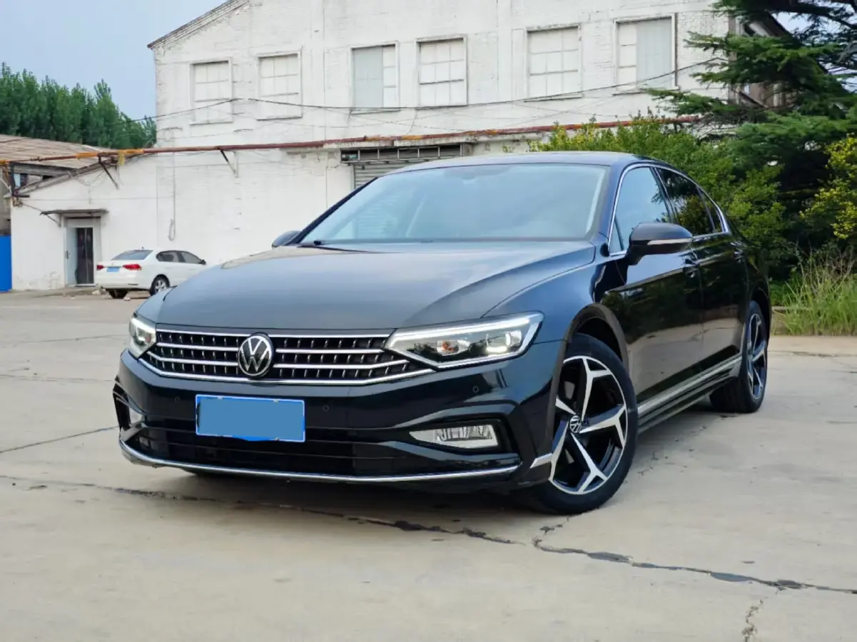 2023 Volkswagen Magotan 2.0T 186HP L4 7DCT