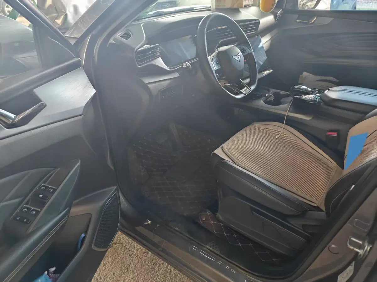 2023 KaiYi KunLun 1.6T 197HP L4 7DCT,autocango,china used car exporter,china ev exporter,chinese used car exporter,chinese used ev exporter