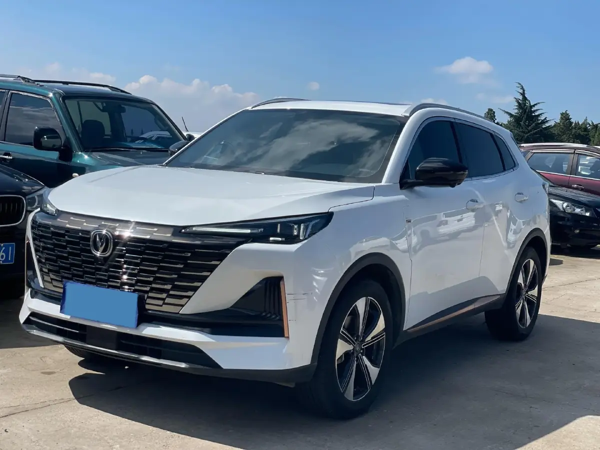 2022 ChangAn CS75 Plus 1.5T 178HP L4 6AT
