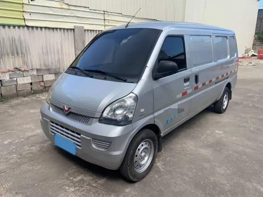 2020 WuLing RongGuang 1.5L 99HP L4 5MT