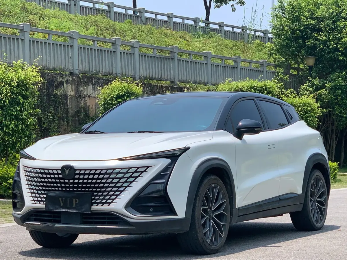 2022 ChangAn UNI-T 1.5T 188HP L4 7DCT