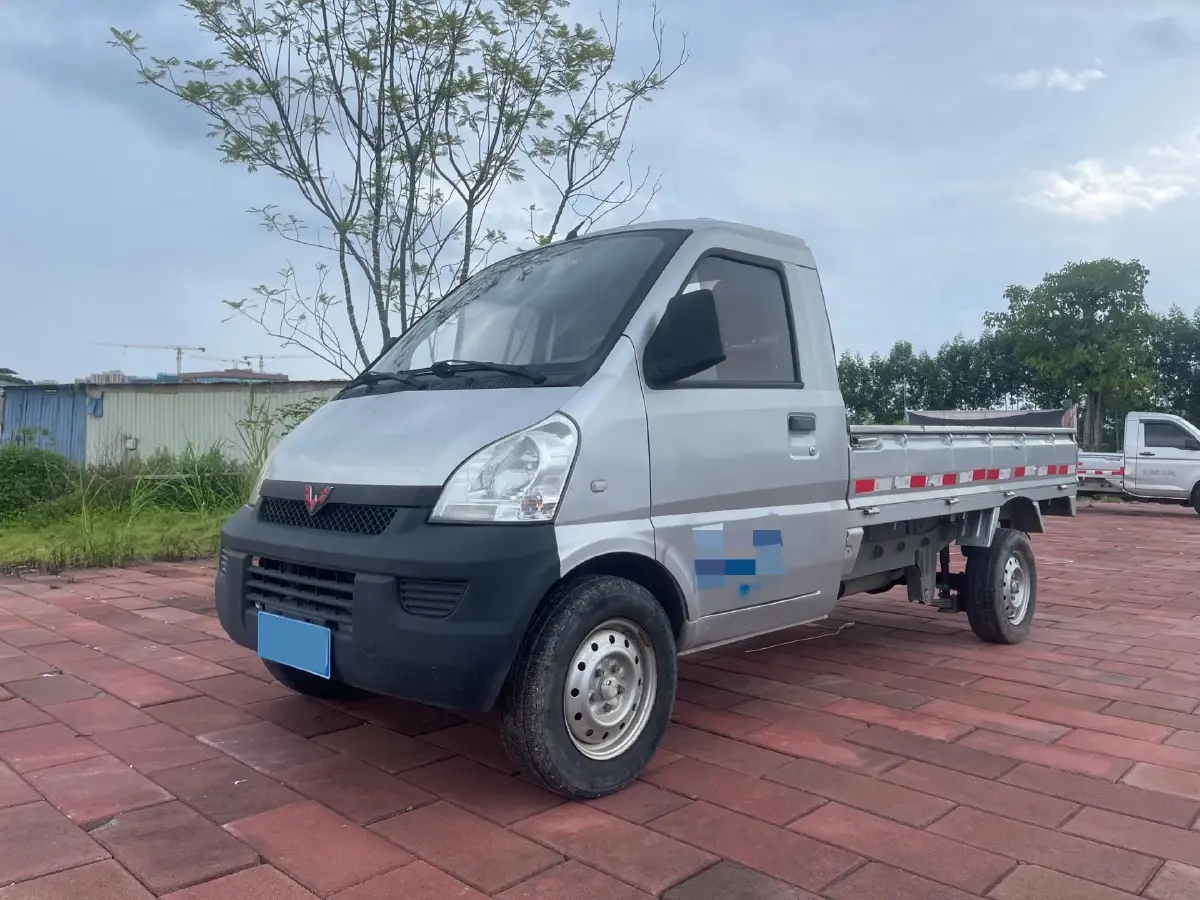 2018 WuLing RongGuang New Truck 1.5L 107HP L4 5MT