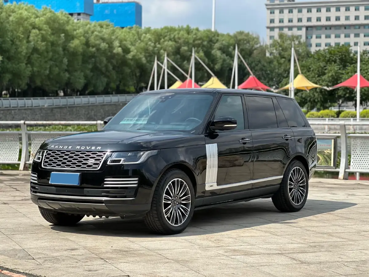 2019 Land Rover Range Rover 3.0T 381HP V6 8AT 2019 Land Rover Range Rover 3.0T 381HP V6 8AT