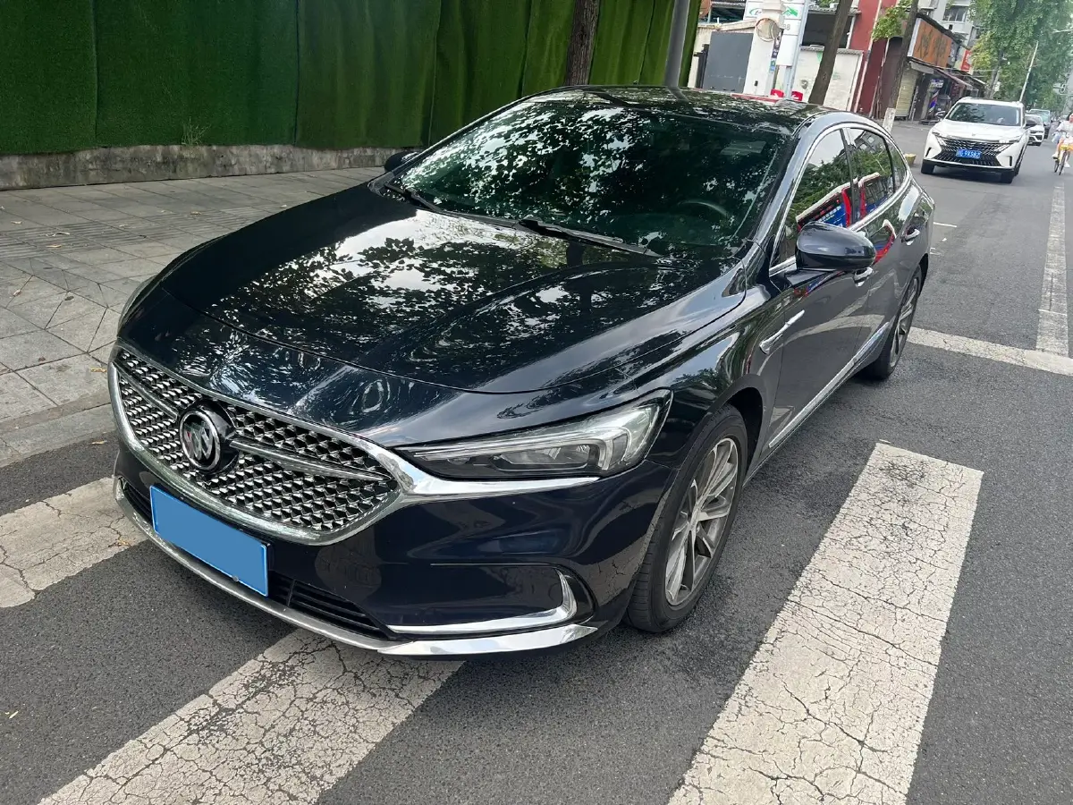 2020 Buick Larcosse 2.0T 237HP L4 9AT