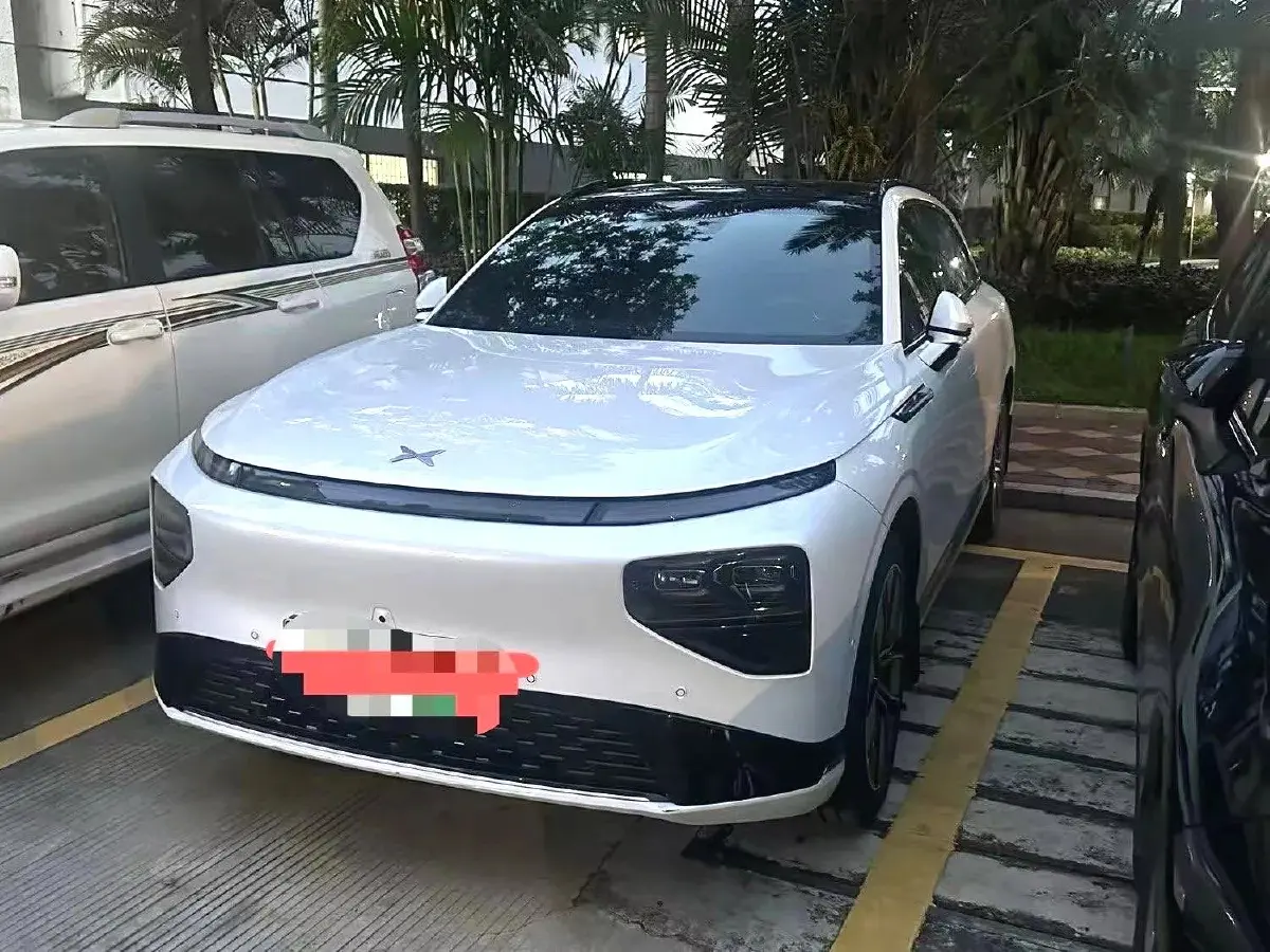 2024 Xpeng G9 BEV 98KWH