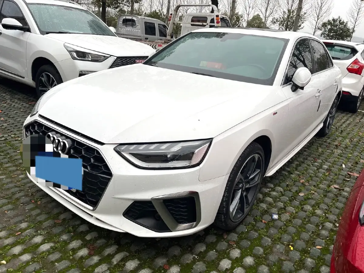 2020 Audi A4L 2.0T 150HP L4 7DCT