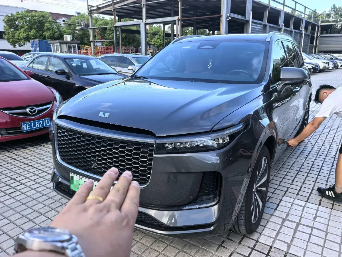 2021 Li ONE Range Extended 131HP REEV 40.5KWH