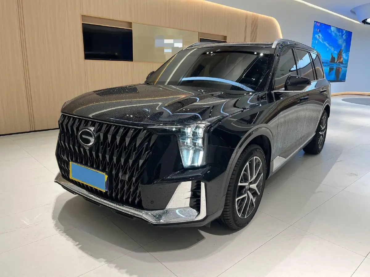 2024 GAC Trumpchi GS8 2.0T 190HP L4 E-CVT Hybrid
