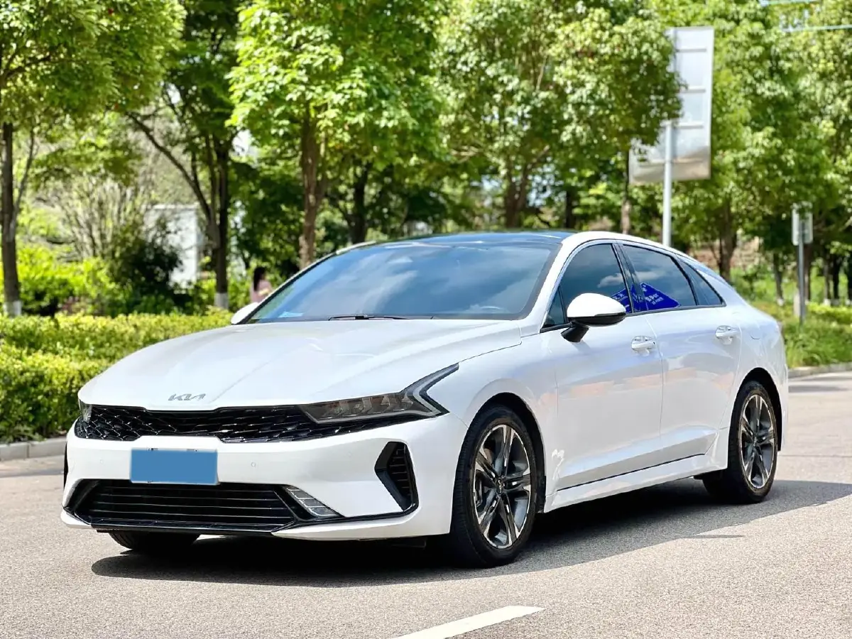 2021 Kia K5 1.5T 170HP L4 7DCT