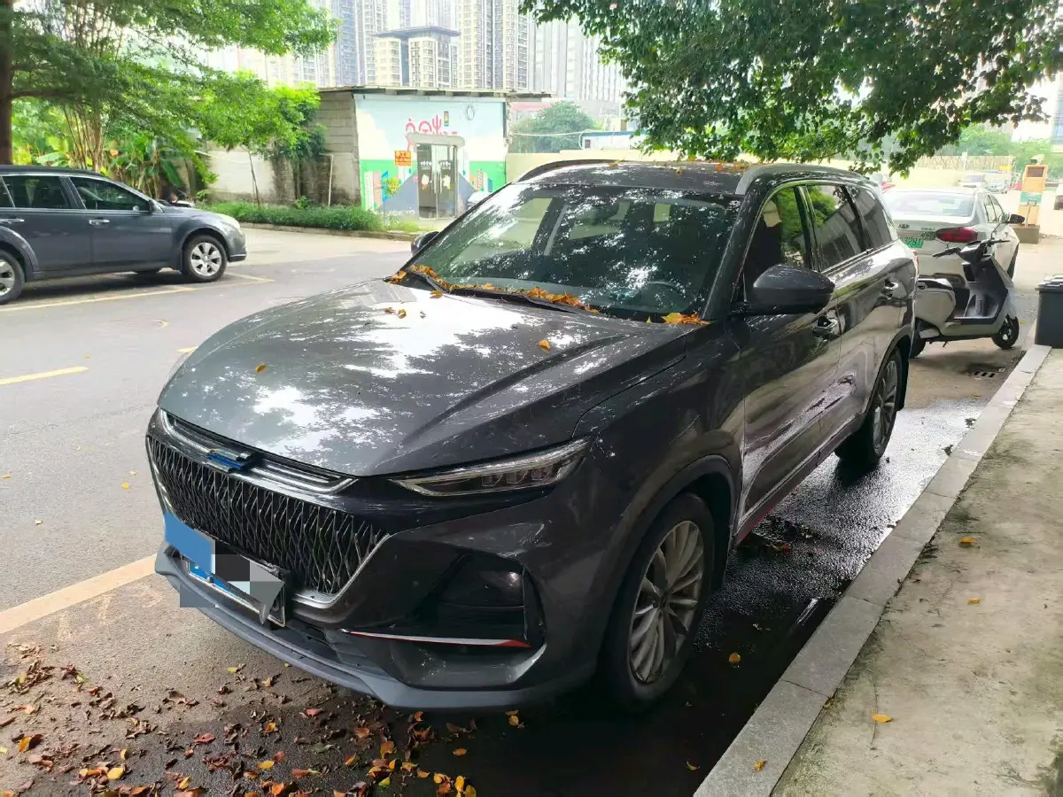 2022 ChangAn CS75 Plus 1.5T 188HP L4 8AT 2022 ChangAn CS75 Plus 1.5T 188HP L4 8AT