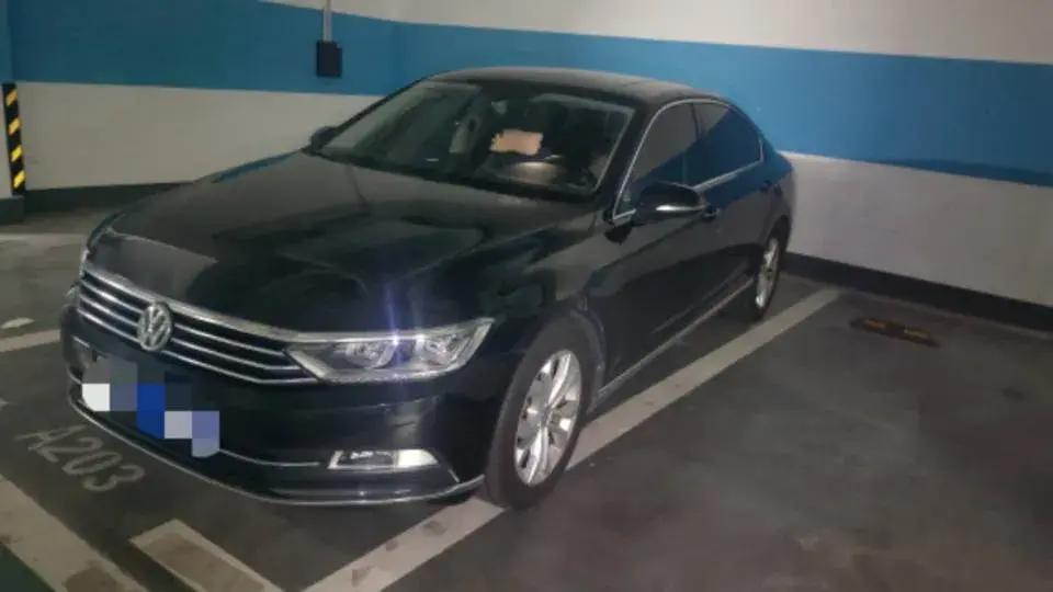 2018 Volkswagen Magotan 1.8T 180HP L4 7DCT 2018 Volkswagen Magotan 1.8T 180HP L4 7DCT