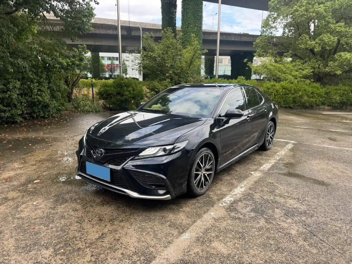 2021 Toyota Camry 2.0L 178HP L4 CVT
