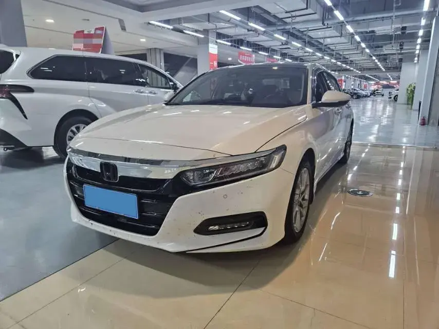 2018 Honda Accord 1.5T 194HP L4 CVT