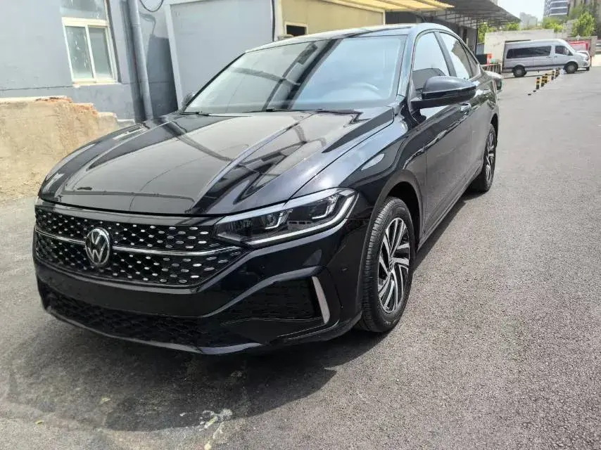 2023 Volkswagen Lavida 1.5L 110HP L4 6AT 2023 Volkswagen Lavida 1.5L 110HP L4 6AT