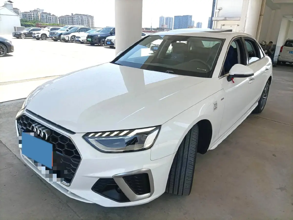 2020 Audi A4L 2.0T 150HP L4 7DCT