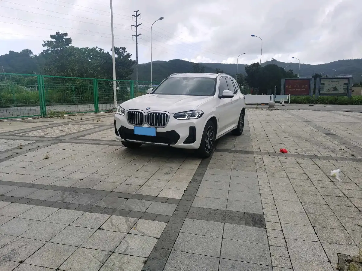 2022 BMW X3 2.0T 184HP L4 8AT