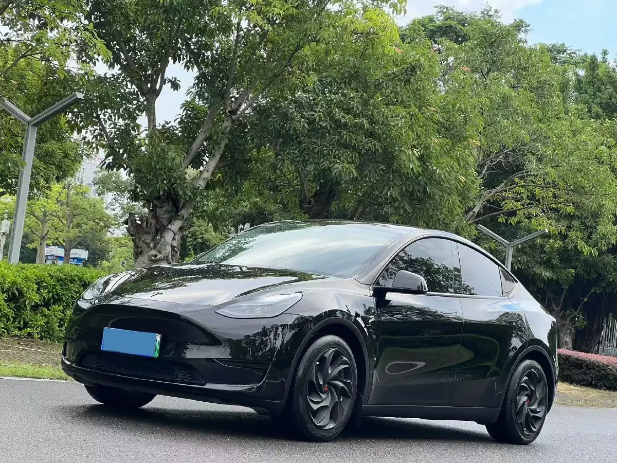 2022 Tesla Model Y BEV 60KWH