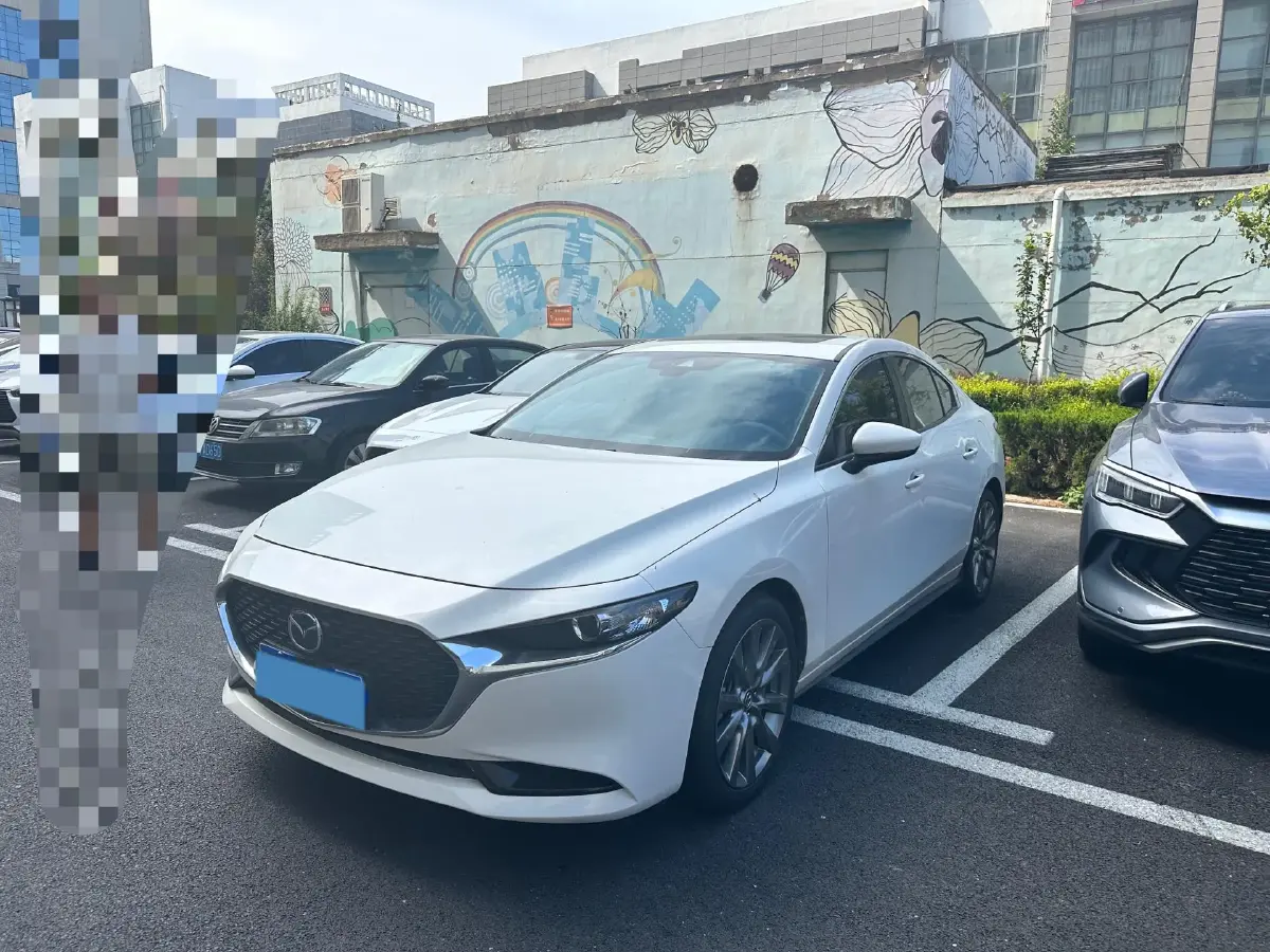 2021 Mazda 3 Axela 2.0L 158HP L4 6AT