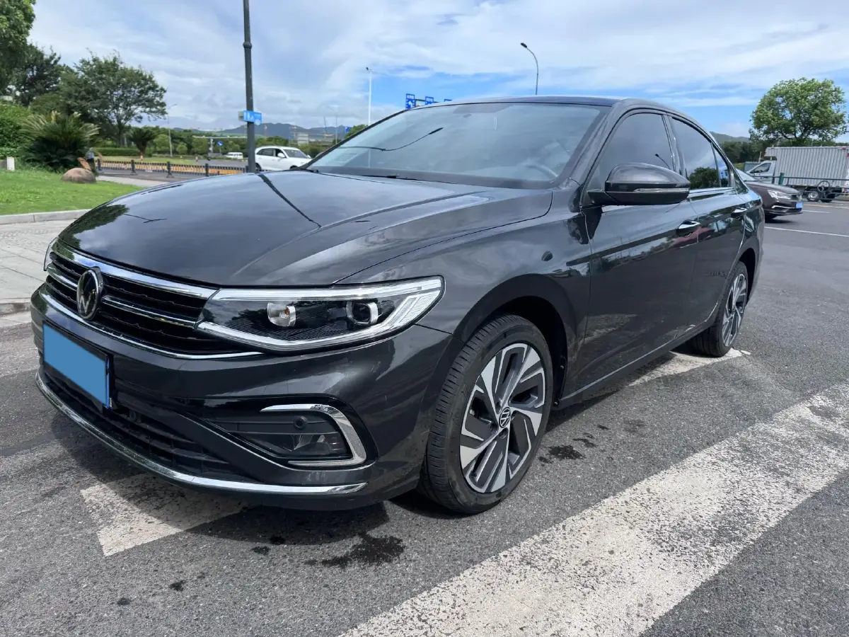 2023 Volkswagen Bora 1.2T 116HP L4 7DCT