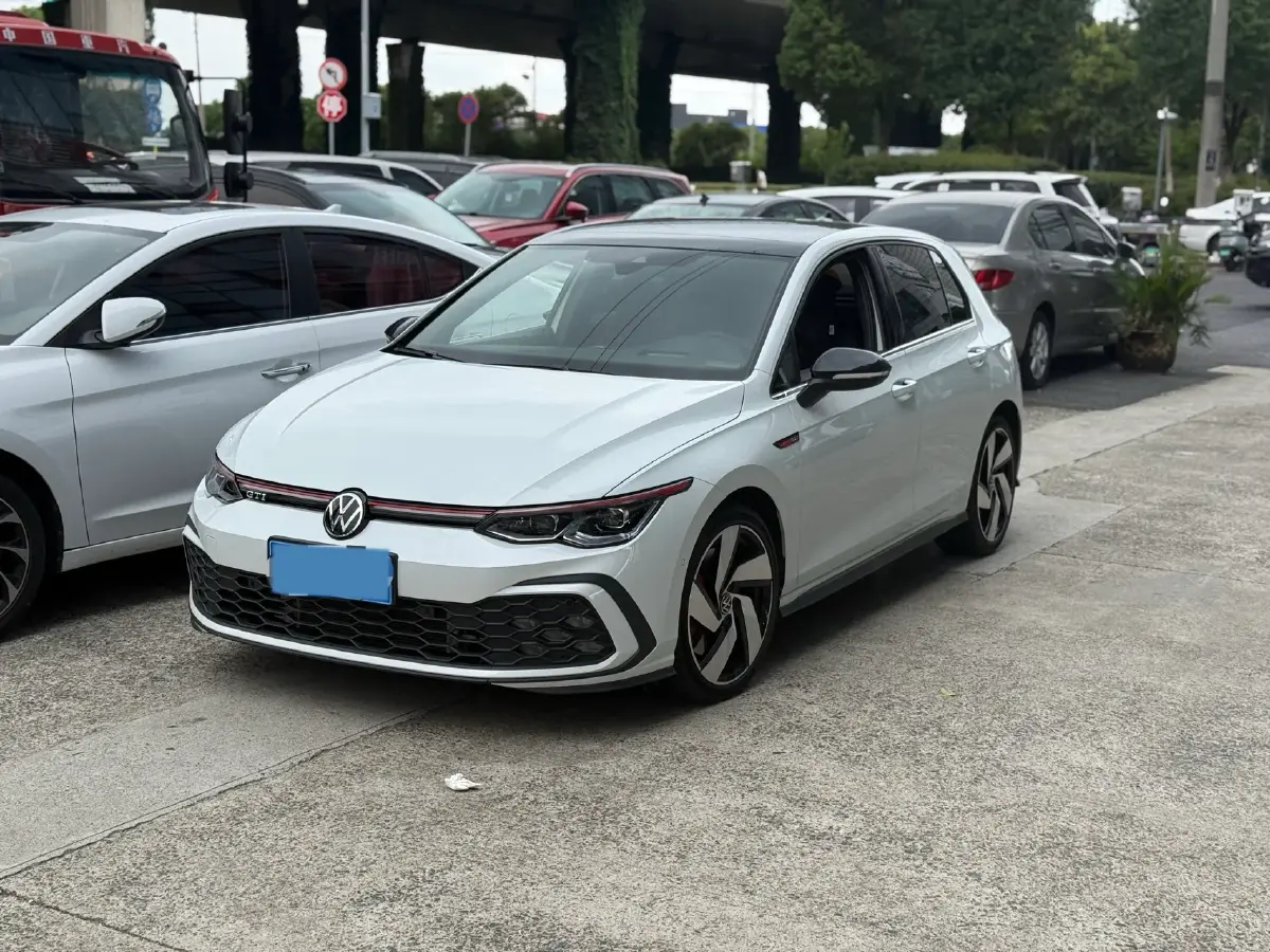 2021 Volkswagen GolfGTI 2.0T 220HP L4 7DCT